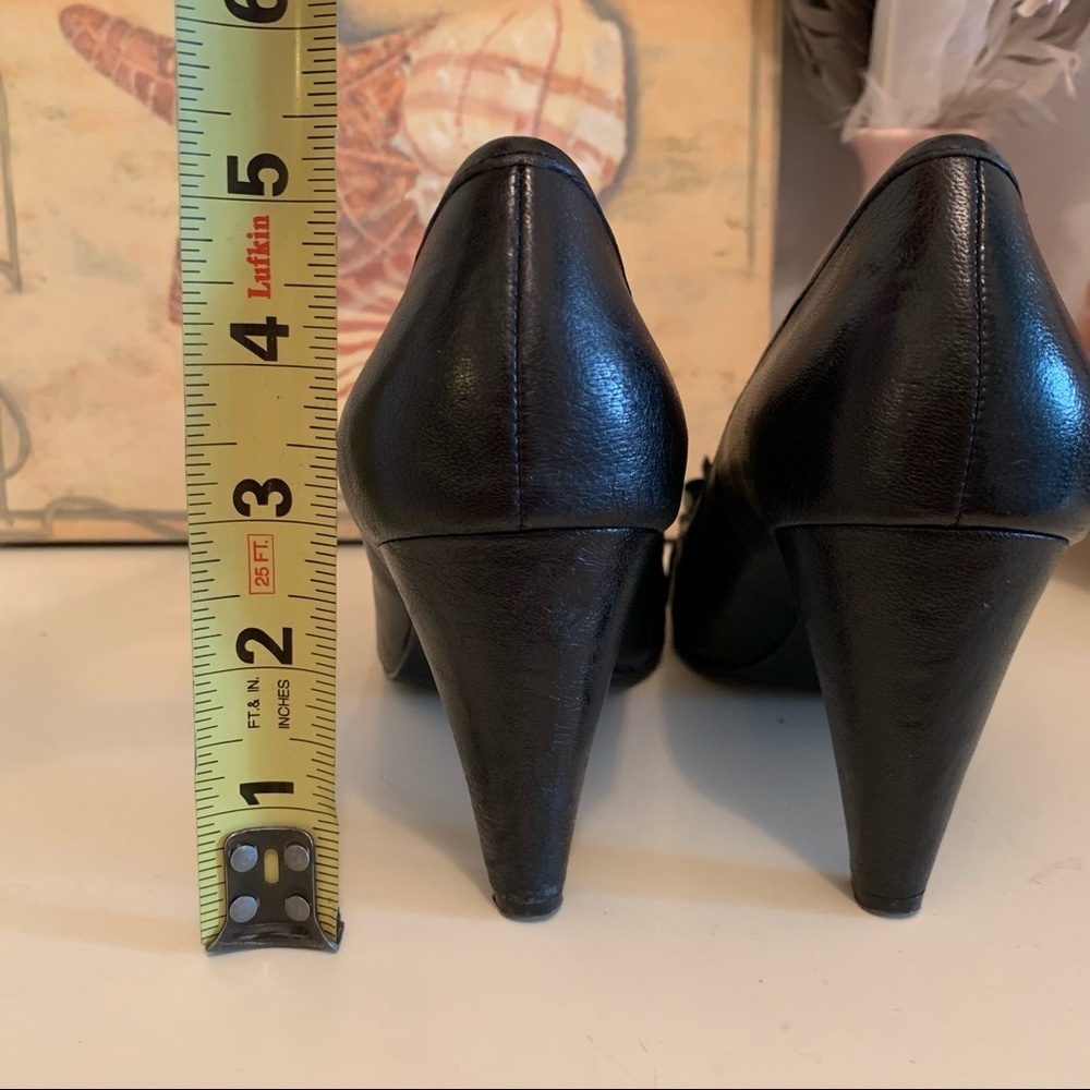 Naturalizer black leather bow shoes size 6M - Picture 8 of 9